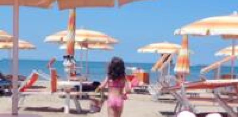 hotelmargherita en august-offer-in-a-3-star-hotel-with-children-free 026